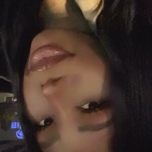 Meet your Posher, Candis